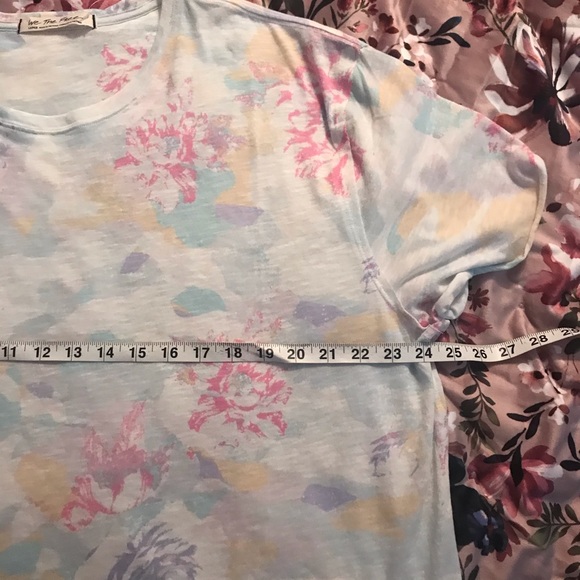 Free People Oversized Tee 🌸🌺🌸 - Picture 5 of 9